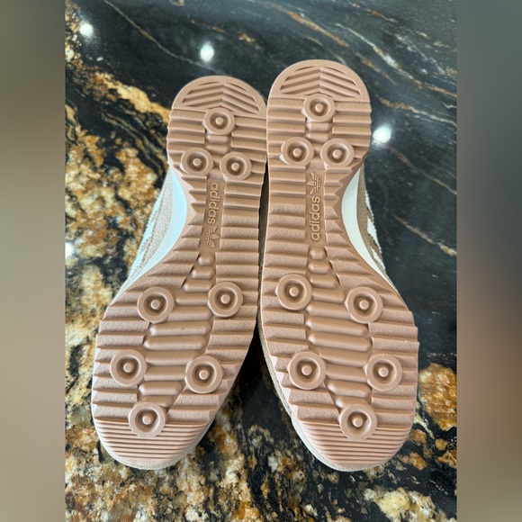 Adidas SL 72 OG Shoes - 6.5.                 Cardboard / Off White / Gum - Picture 3 of 4